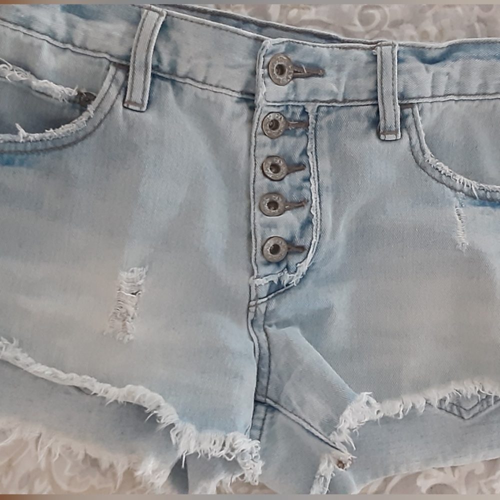 FREE People Runaway Slouch Light Wash Shorts Button Front Cut Offs Size 26